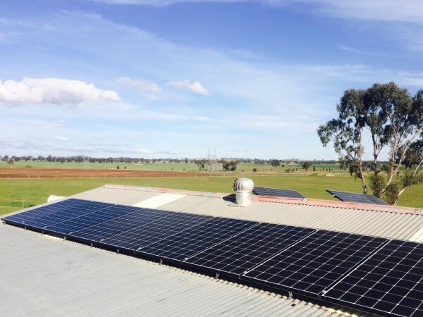 Solarwise Wagga - rural solar power -1- LG MonoX2 panels